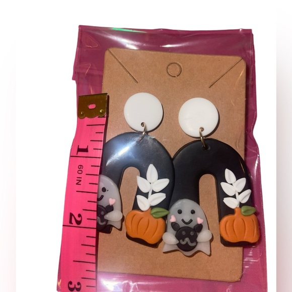 Clay Halloween Black and White Ghost Earrings - Picture 5 of 5